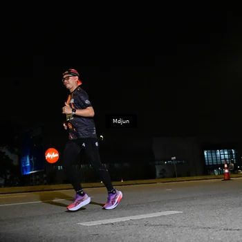 Runner Photo 7416115