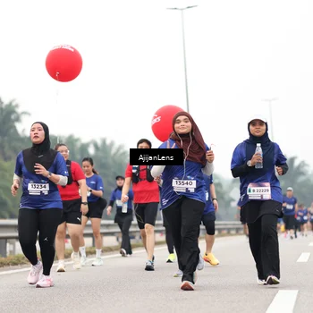 Runner Photo 7416134
