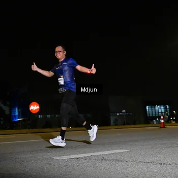 Runner Photo 7416141