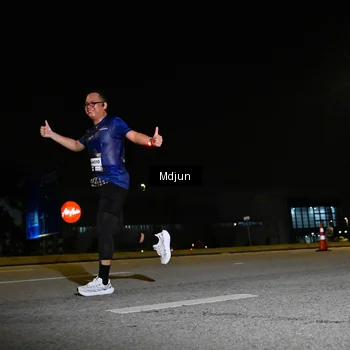 Runner Photo 7416156