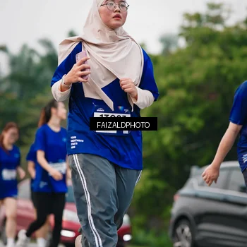 Runner Photo 7416158