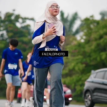 Runner Photo 7416160