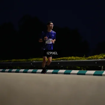 Runner Photo 7416171