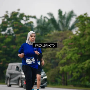 Runner Photo 7416172