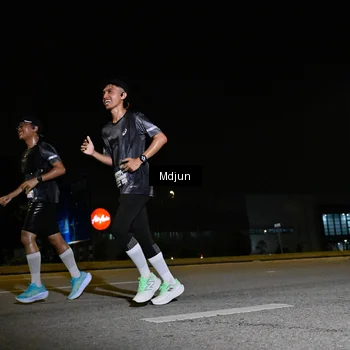 Runner Photo 7416198