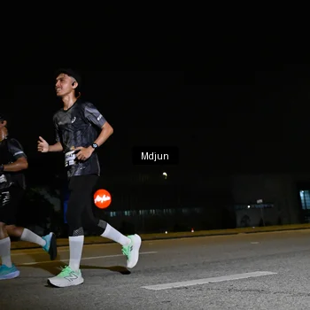 Runner Photo 7416199