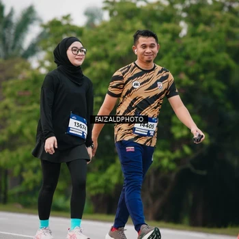 Runner Photo 7416211