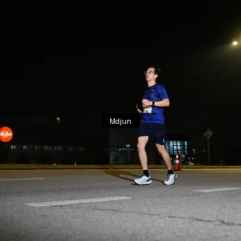 Runner Photo 7416216