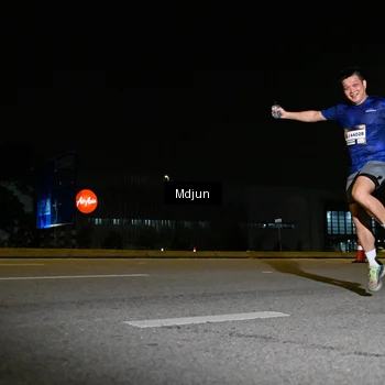 Runner Photo 7416234