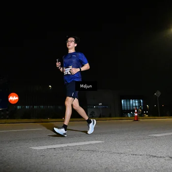 Runner Photo 7416240