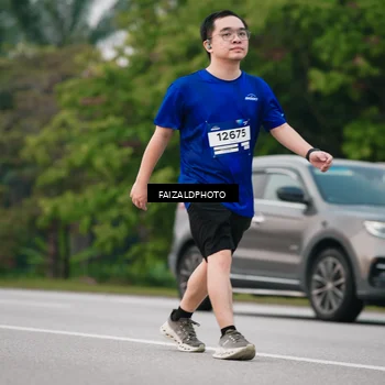 Runner Photo 7416245
