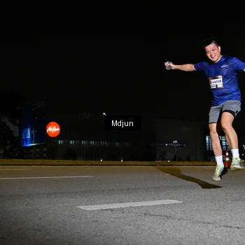 Runner Photo 7416247