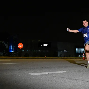 Runner Photo 7416248