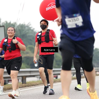 Runner Photo 7416249