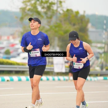 Runner Photo 7416250