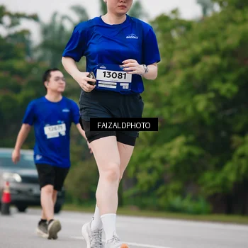 Runner Photo 7416264