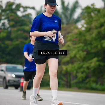 Runner Photo 7416266