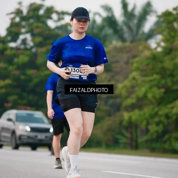 Runner Photo 7416271