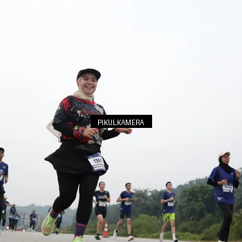 Runner Photo 7416274