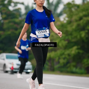 Runner Photo 7416281