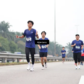 Runner Photo 7416284