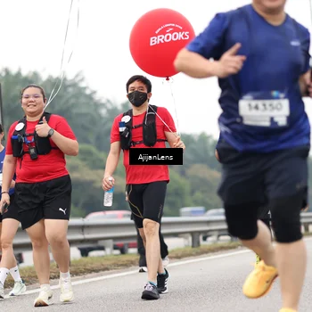 Runner Photo 7416290
