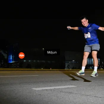 Runner Photo 7416298