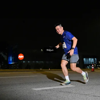 Runner Photo 7416300