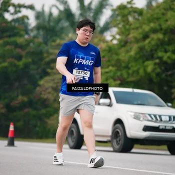 Runner Photo 7416307
