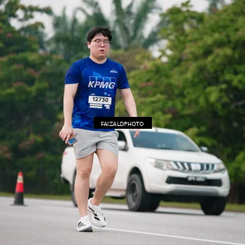 Runner Photo 7416319