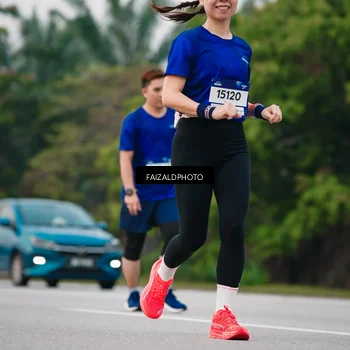 Runner Photo 7416325