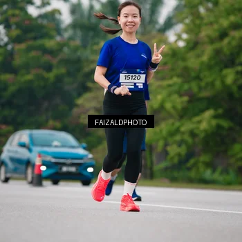 Runner Photo 7416336