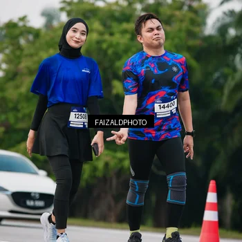 Runner Photo 7416340