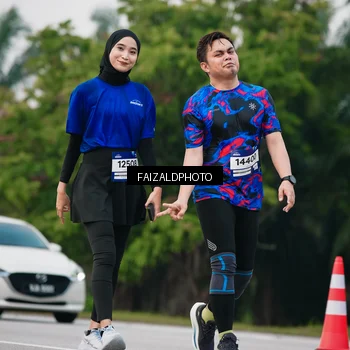 Runner Photo 7416345