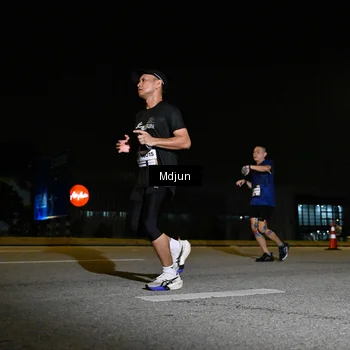Runner Photo 7416358