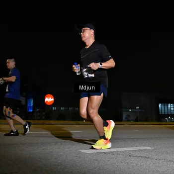 Runner Photo 7416360