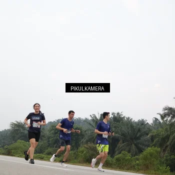 Runner Photo 7416380