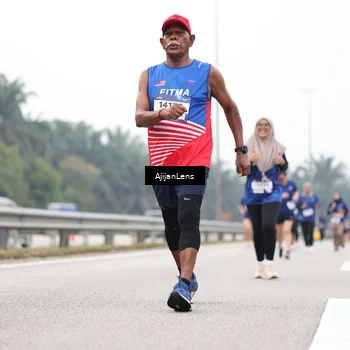 Runner Photo 7416382