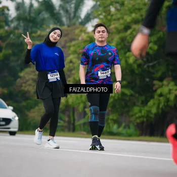 Runner Photo 7416401