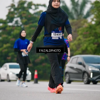 Runner Photo 7416406