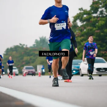 Runner Photo 7416423