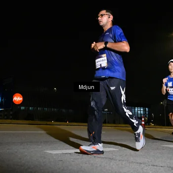Runner Photo 7416432
