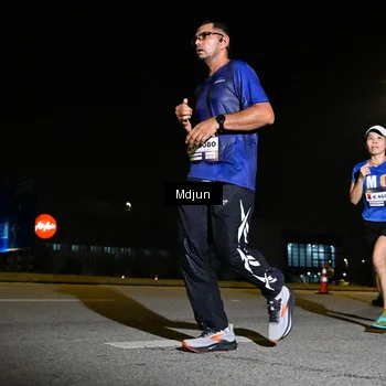 Runner Photo 7416441