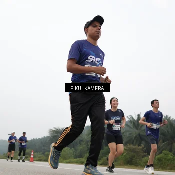 Runner Photo 7416442
