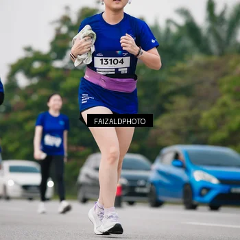 Runner Photo 7416459