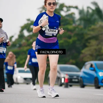 Runner Photo 7416460
