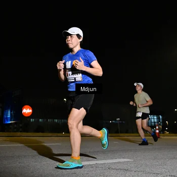 Runner Photo 7416462