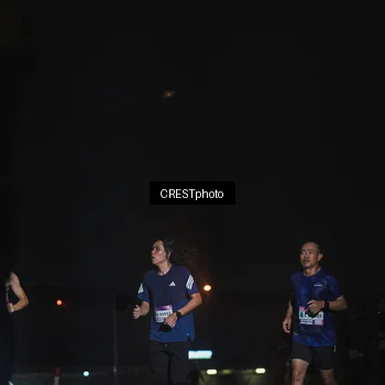 Runner Photo 7416464