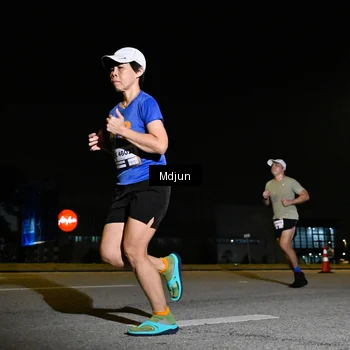 Runner Photo 7416472