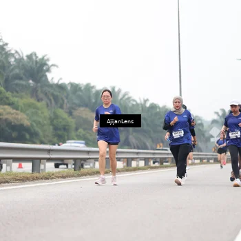 Runner Photo 7416479